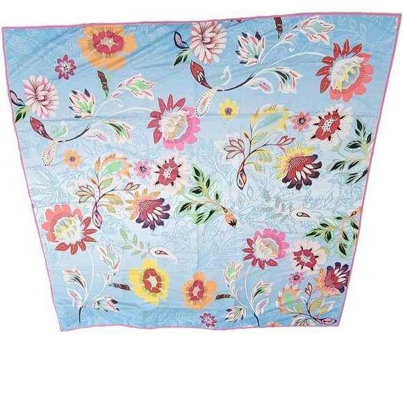 Johnny Was Beach Towel - Picture 3 of 4